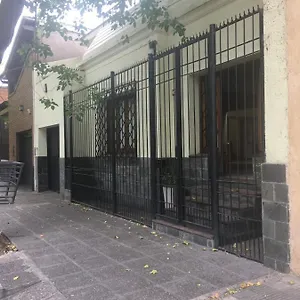 casa-cerca-del-centro.hotelsmendoza.com/